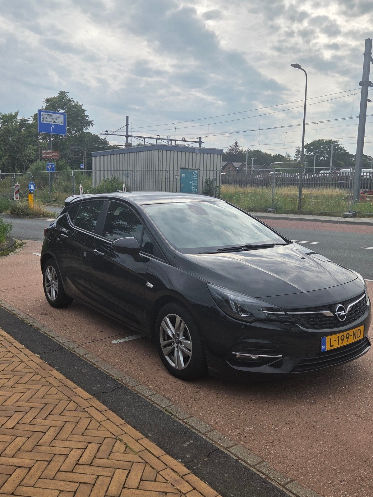 Opel Astra 1.2 Turbo 130pk Start/stop 2021 Zwart, Auto's, Voorwielaandrijving, 1350 kg, 1199 cc, 620 kg