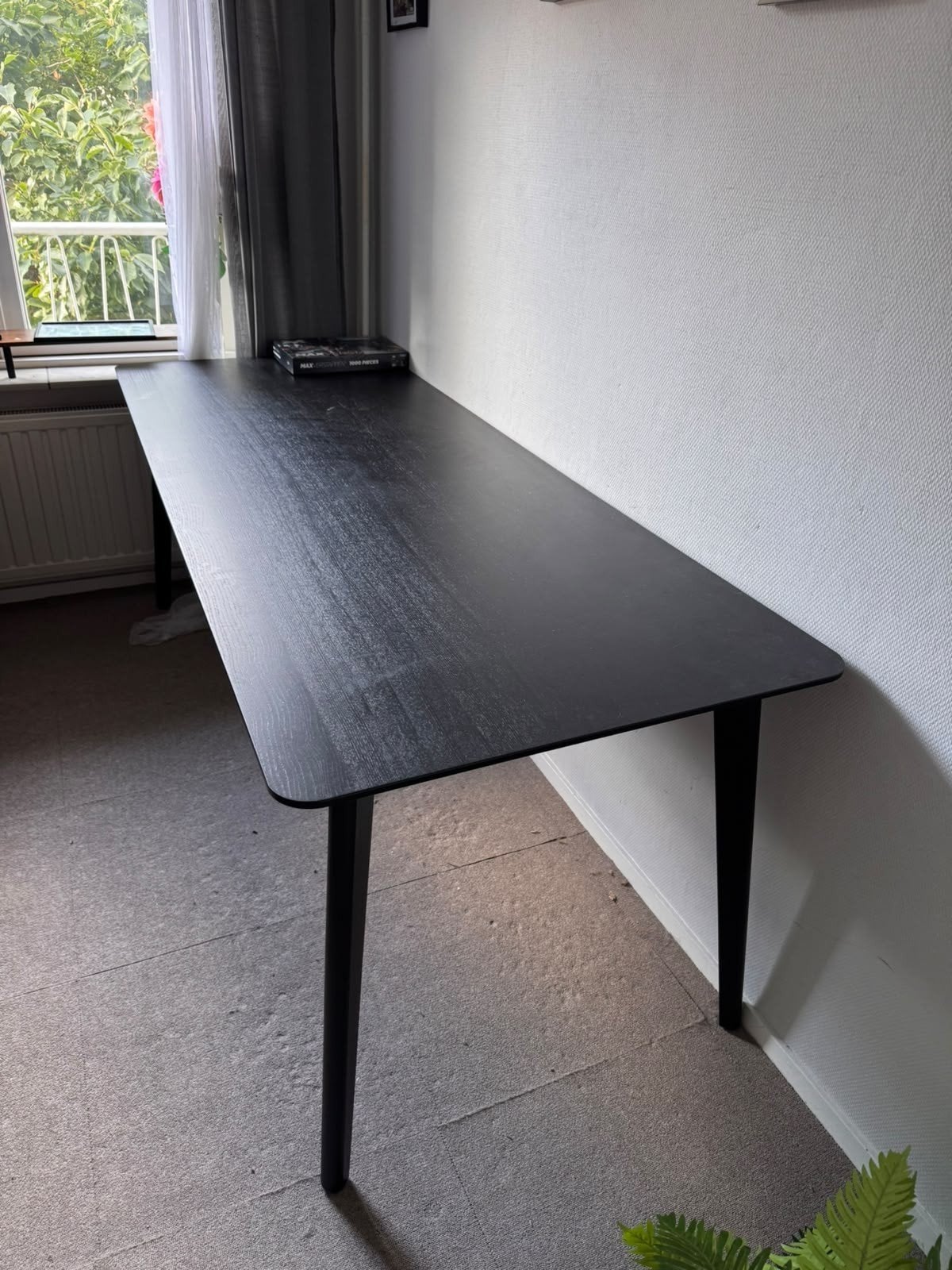 IKEA Lisabo tafelblad met poten - Zwart, 150€, Ophalen, Gebruikt, Modern, Scandinavisch, 50 tot 100 cm
