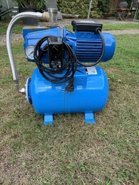Ebara zelfaanzuigende Hydrofoorpomp, Ophalen of Verzenden, Gebruikt, Elektrisch, Beregeningspomp