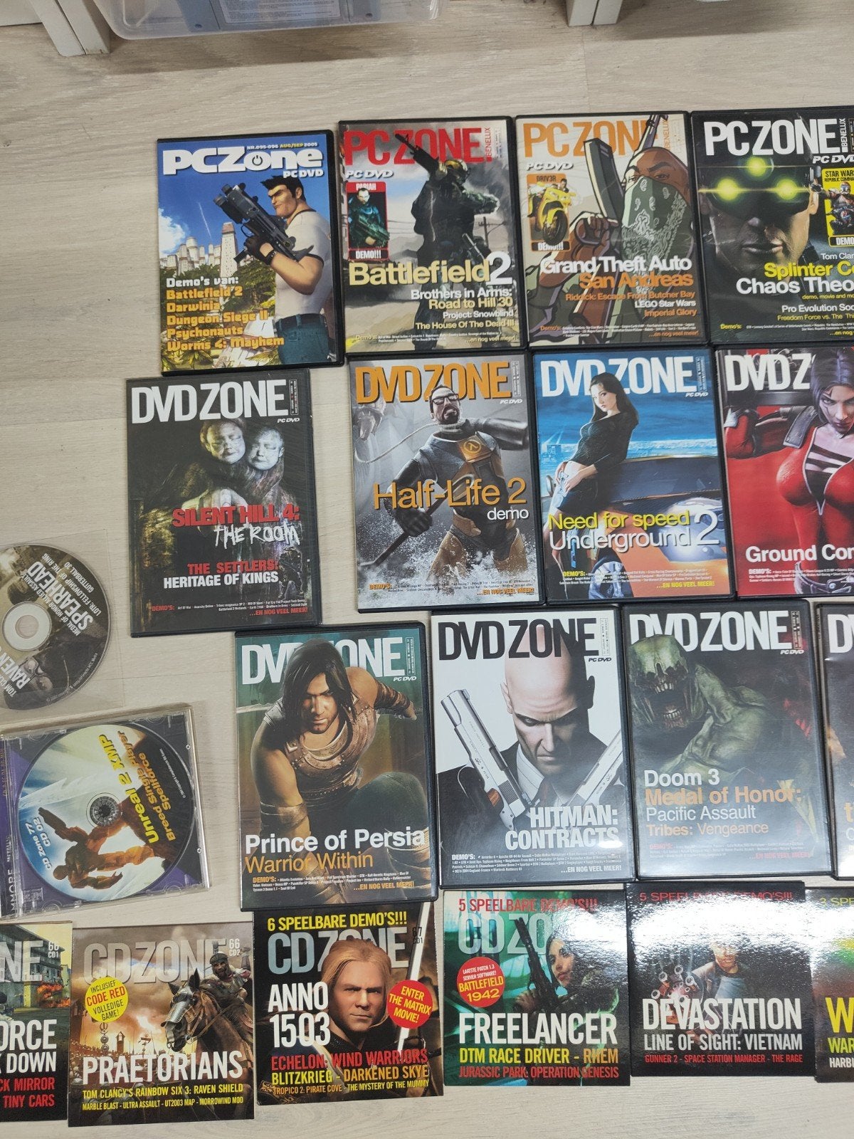 Grote collectie PC Zone, CD zone en DVD Zone Games, Spelcomputers en Games, Games | Pc, Avontuur en Actie, Online, Gebruikt, Niet van toepassing