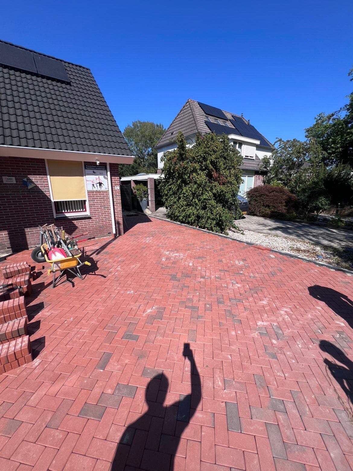 Stratenmaker gezocht ?, Bestrating