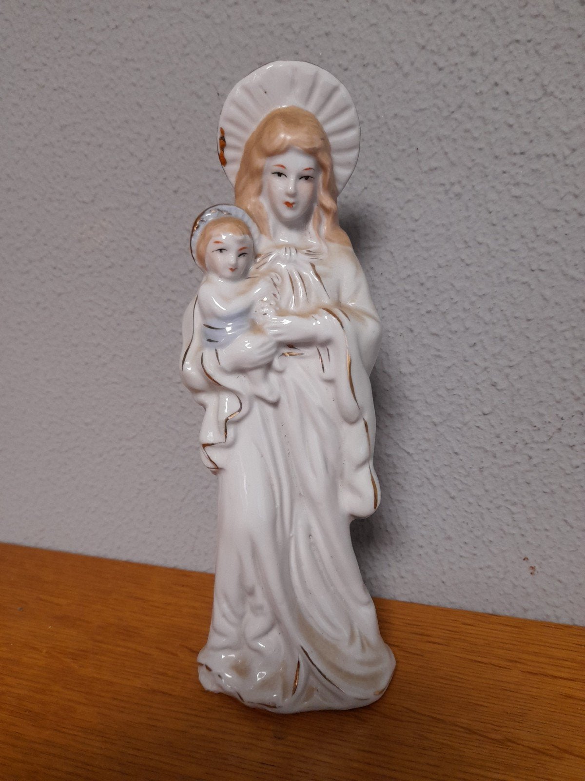 Oud porseleinen maria beeld ca 26 cm, Ophalen of Verzenden, Zo goed als nieuw, Beeld(je)
