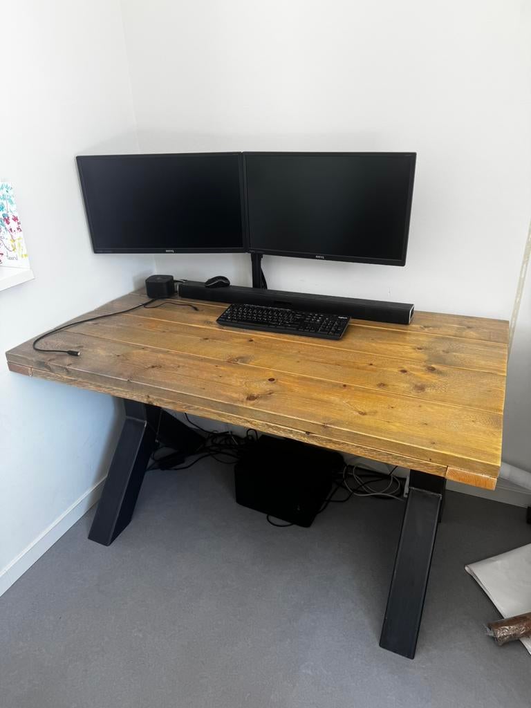 Tafel/bureau, Ophalen, 100 tot 150 cm, 50 tot 100 cm, Zo goed als nieuw