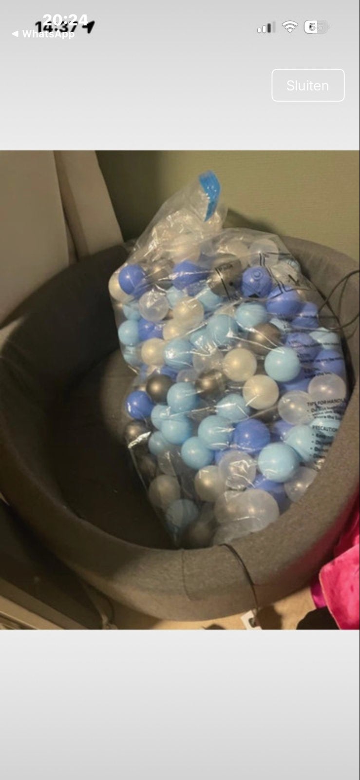 Ballenbak met ballen in diverse kleuren, Ophalen of Verzenden, Gebruikt, Jongen of Meisje