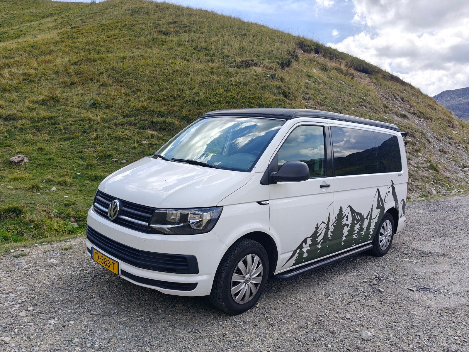 Volkswagen T6 Multivan met hefdak en camperkenteken, Volkswagen, Fietsendrager, Particulier, 5 tot 6 meter