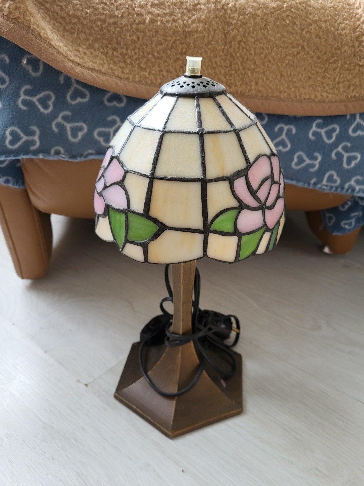 tiffany lamp met koperen standaaard, Ophalen of Verzenden, Tiffany lamp