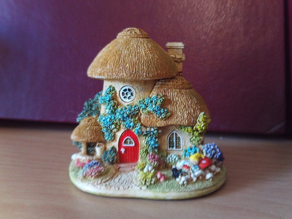 Lilliput Lane - Gnome sweet Gnome, Ophalen of Verzenden, Gebruikt, Overige typen