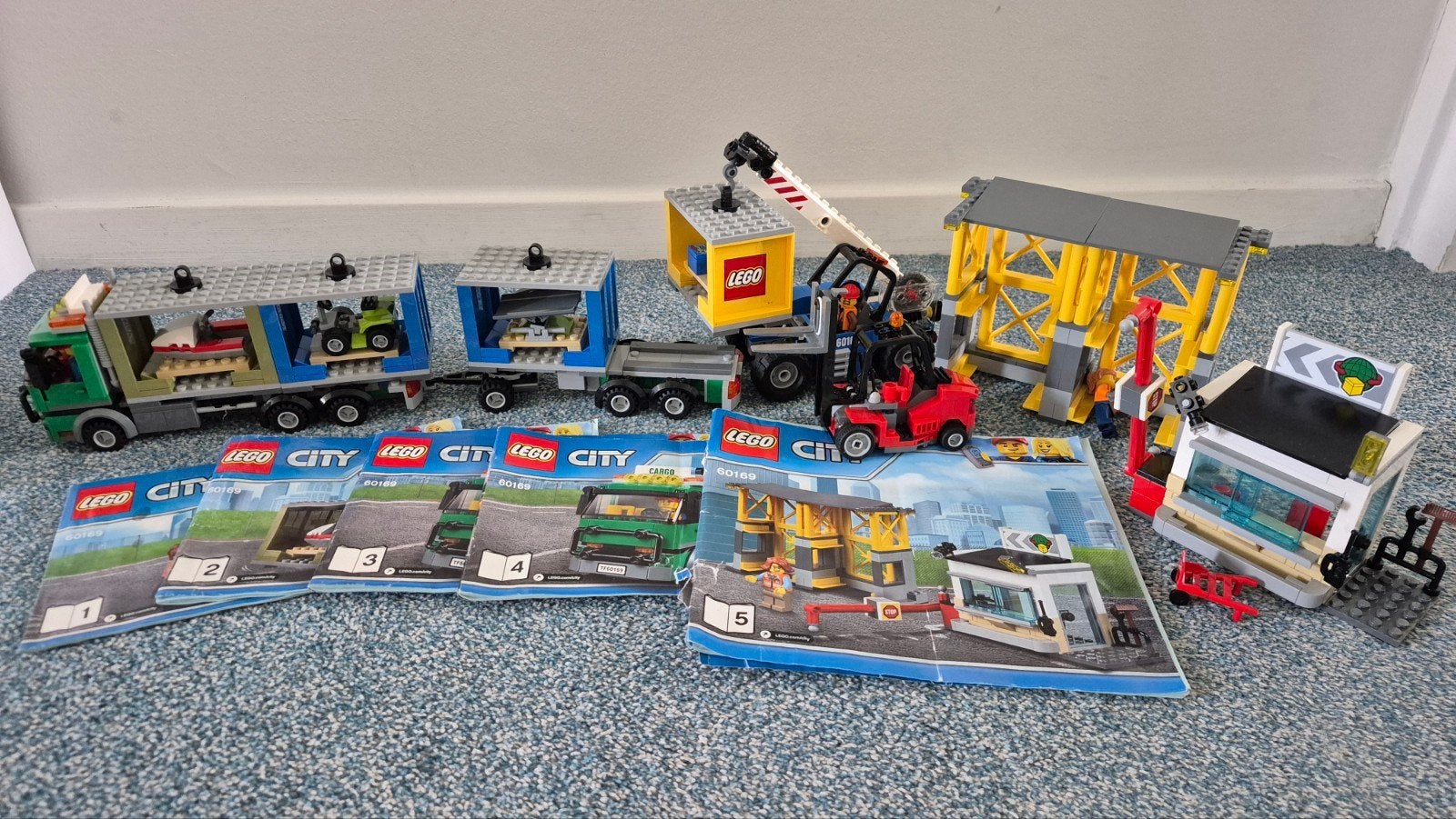 Lego City Vrachtwagen met heftruck en kraan (60169), Compleet, Lego, Ophalen of Verzenden, Complete set