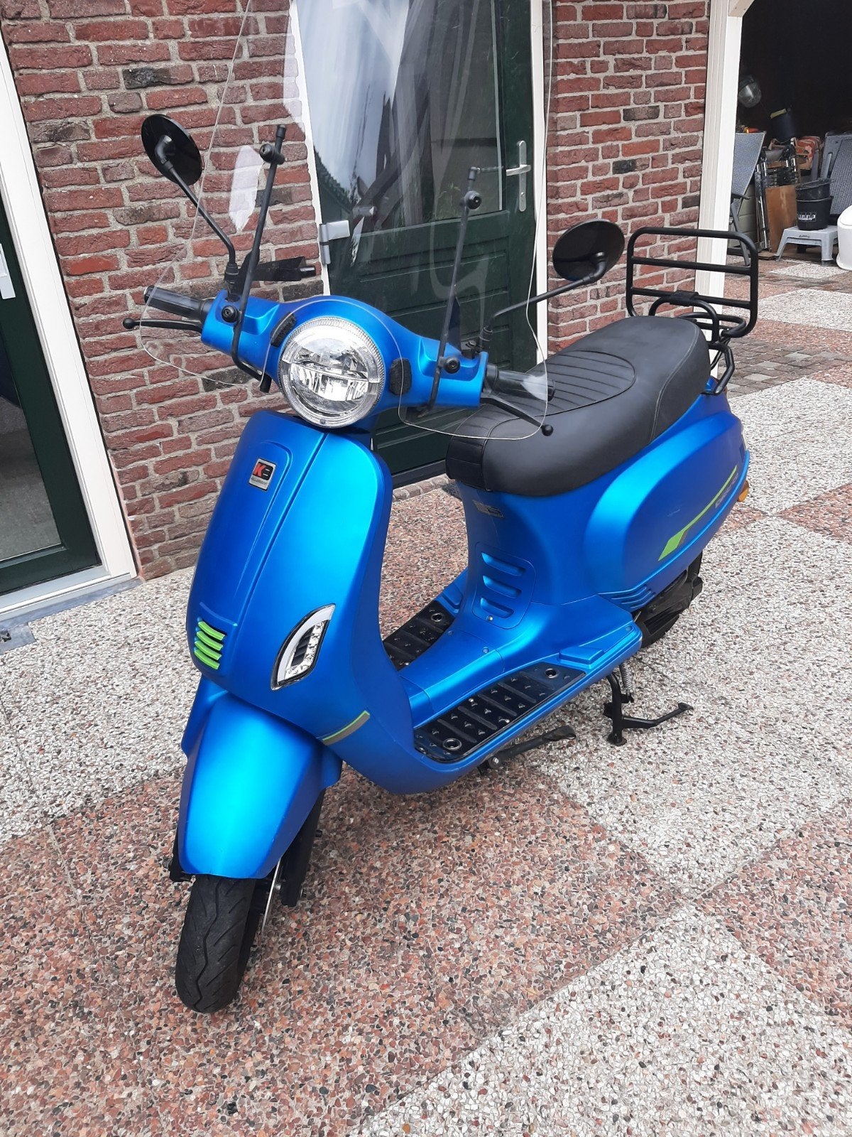 KILLERBEE ELECTRICO. EEN ULTIEME VESPA LOOKALIKE, Fietsen en Brommers, Snorfietsen en Snorscooters, Gebruikt, Elektrisch, Ophalen
