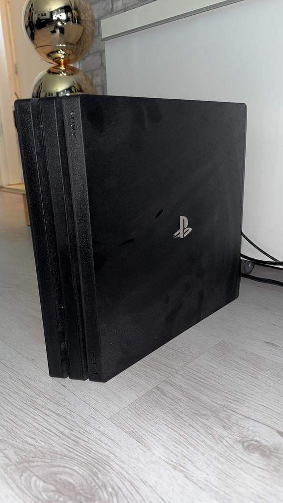 Playstation 4, Spelcomputers en Games, Spelcomputers | Sony PlayStation 4, Ophalen of Verzenden, Zo goed als nieuw, Met 1 controller