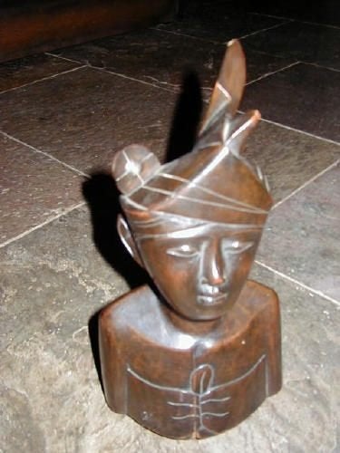 JAVAANSE MAN hardhout borstbeeld hoog 26 cm breed 14 cm €35, Buste, Ophalen of Verzenden, Handgemaakt, 20 - 50 cm