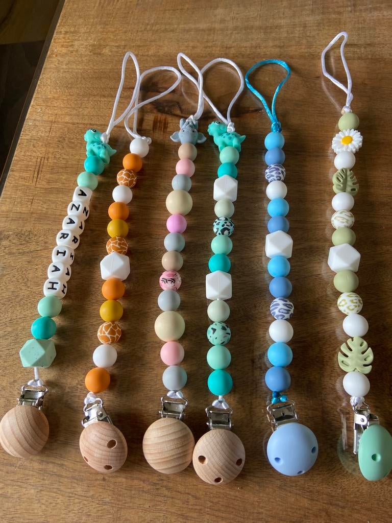 Handgemaakte speenkoorden met siliconen kralen en figuurtjes, Ophalen of Verzenden, Nieuw
