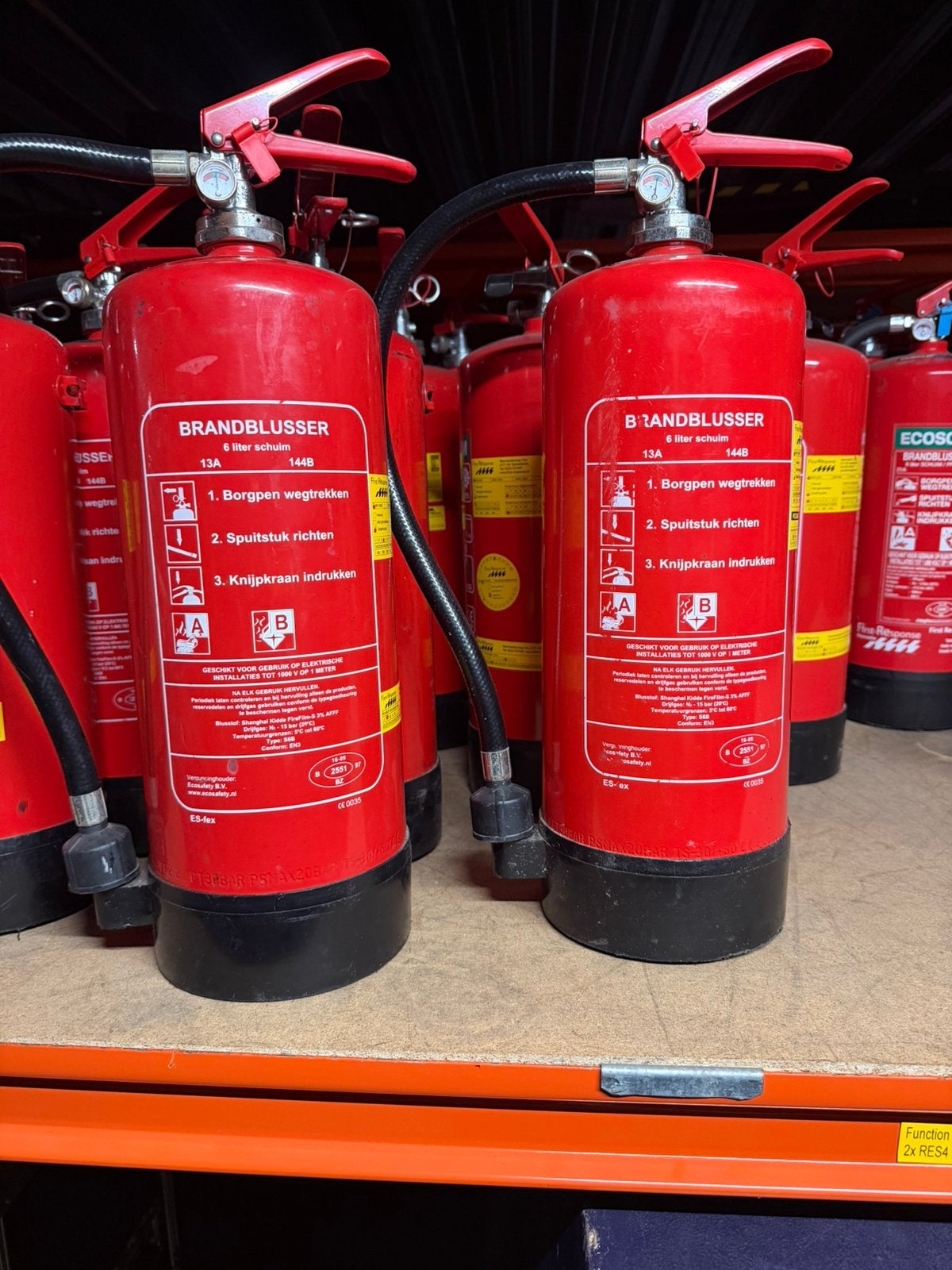 Brandblussers 6 liter schuim (meerdere), Ophalen, Zo goed als nieuw