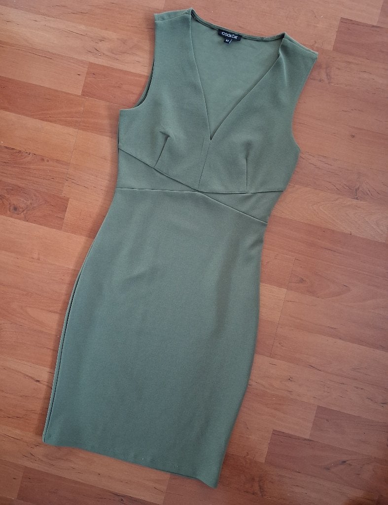 Olijfgroene CoolCat jurk - Maat XS - ZGAN, Ophalen of Verzenden, Zo goed als nieuw, Coolcat, Maat 34 (XS) of kleiner
