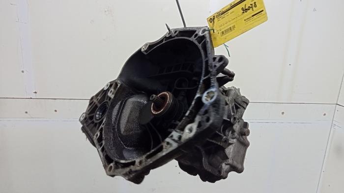 Versnellingsbak van een Opel Corsa, Gebruikt, -, -, Opel