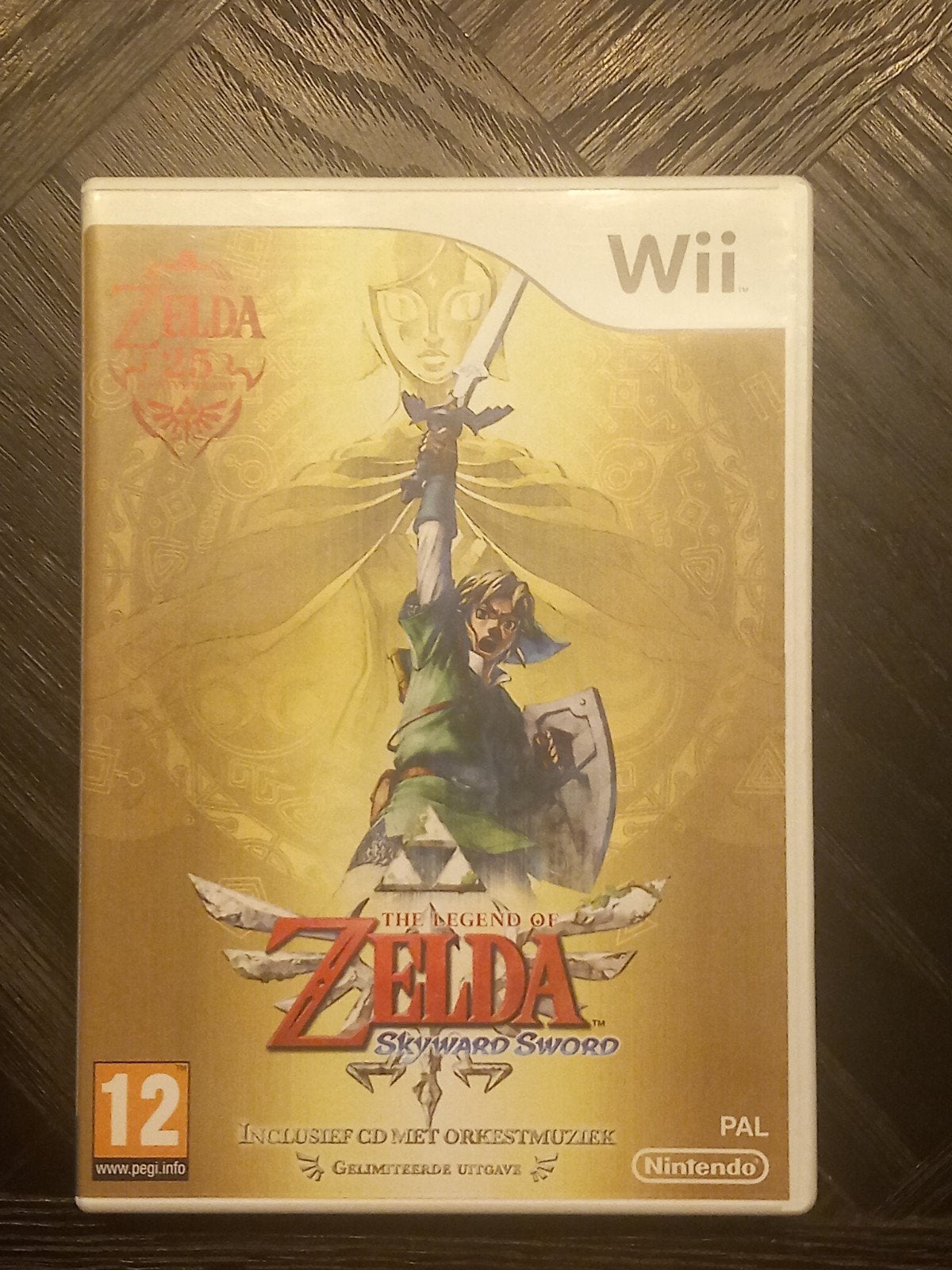 The Legend of Zelda: Skyward Sword nintendo Wii (Limited Edi, 1 speler, Zo goed als nieuw, Nintendo of Europe GmbH, Herriotstraße 4, 60528 Frankfurt am Main, Duitsland