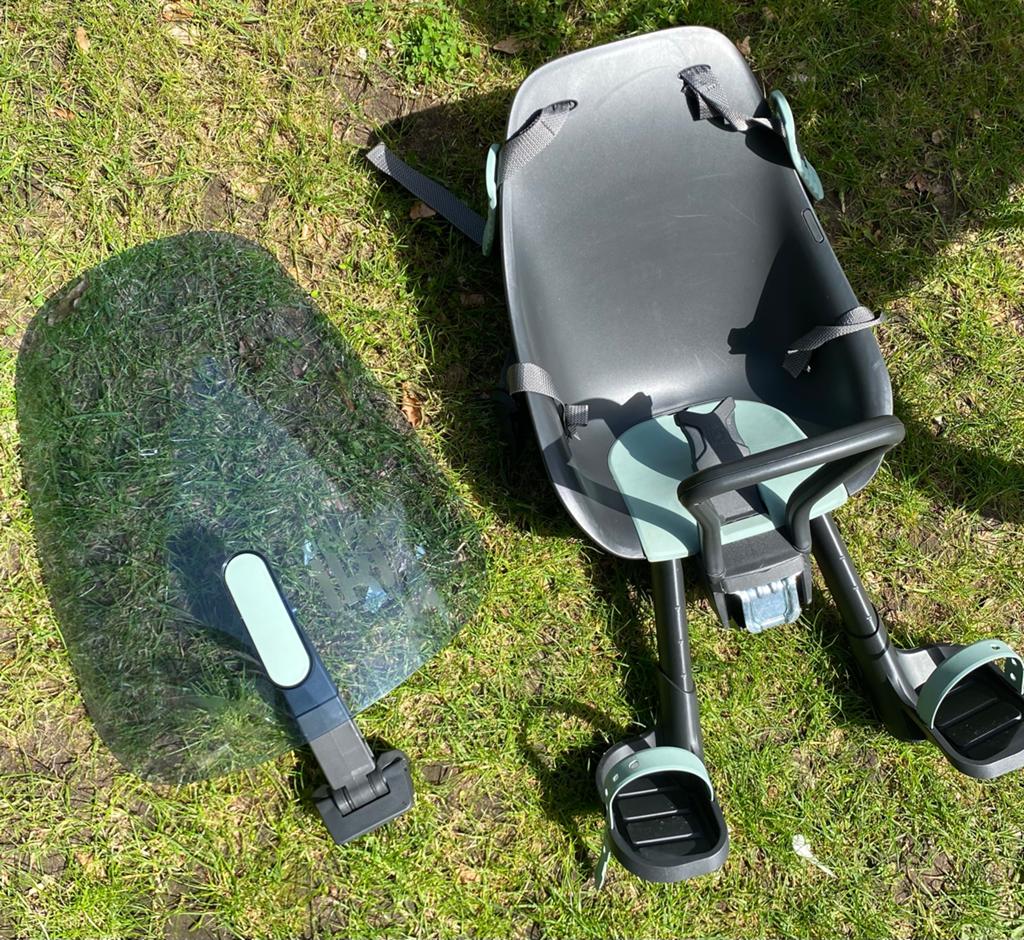 Urban Iki fietsstoel met windscherm, stuurtje en bevestiging, Fietsen en Brommers, Ophalen of Verzenden, Gebruikt, 0 t/m 13 kg