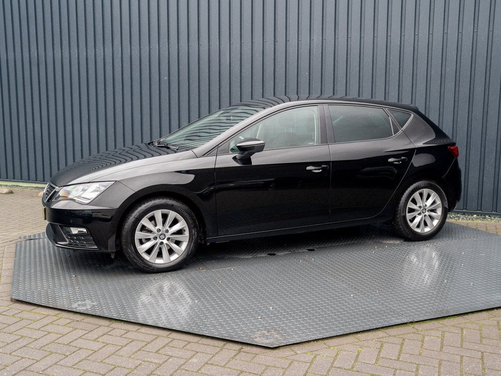 SEAT Leon 1.0 TSI Style Ultimate Edition | Camera | Keyless, 12 maanden, Stof, Leon, 116 pk