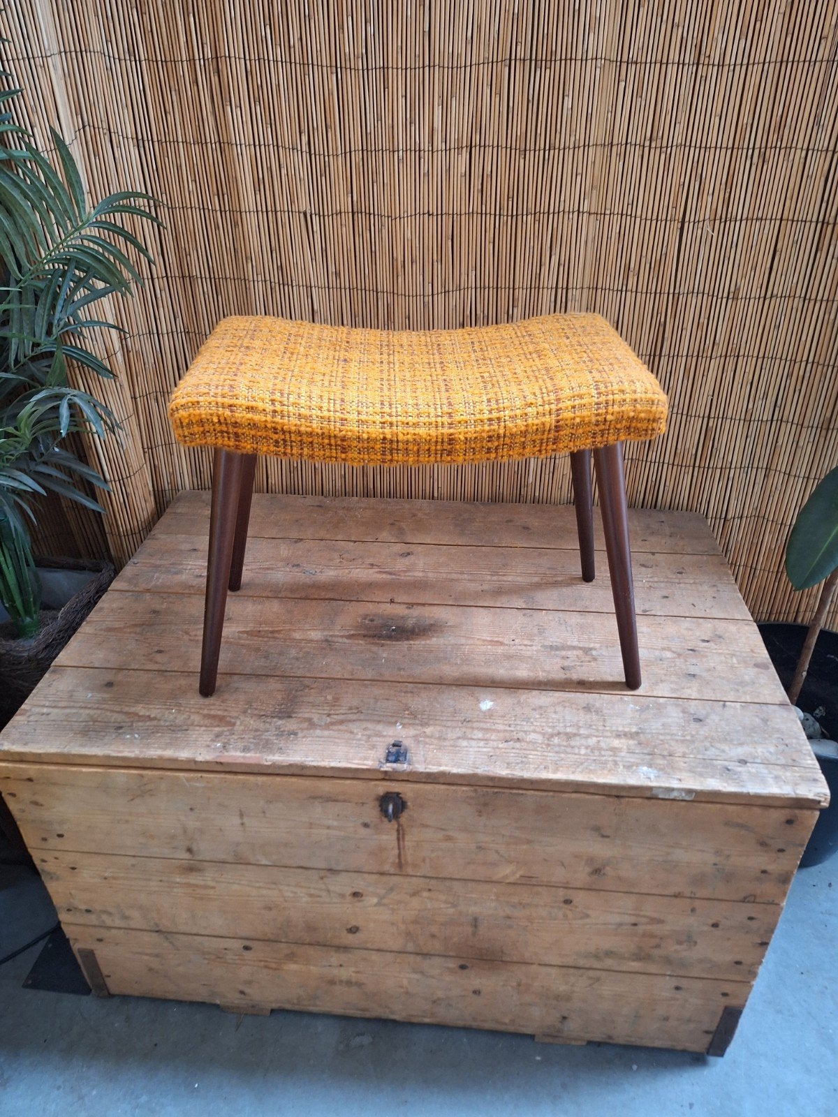 vintage voeten krukje, Ophalen, Huis en Inrichting