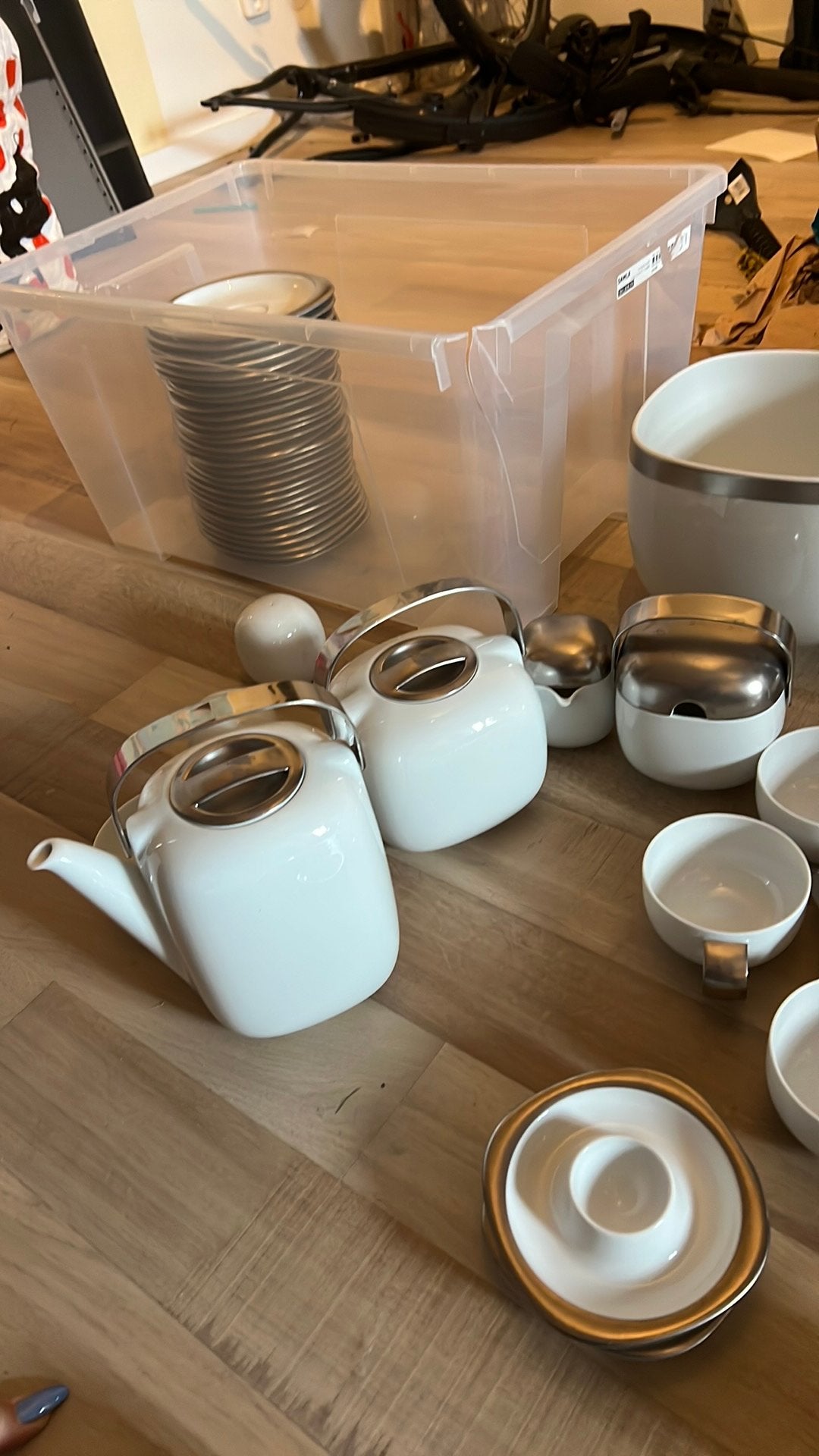 Rosenthal studio linie suomi, Ophalen