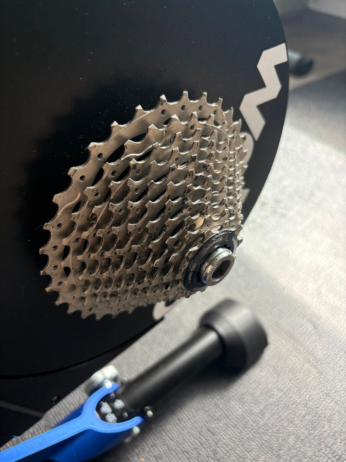 Wahoo Kicker met Shimano cassette 11 speed, Ophalen, Overige typen, Staal, Zo goed als nieuw