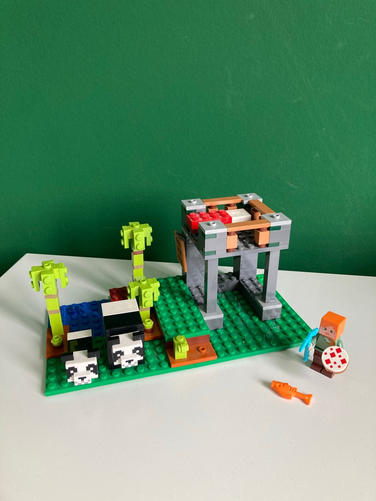 LEGO Minecraft De Pandakwekerij (21158) - met boekje, Kinderen en Baby's, Minecraft, Lego, Ophalen of Verzenden, Zo goed als nieuw