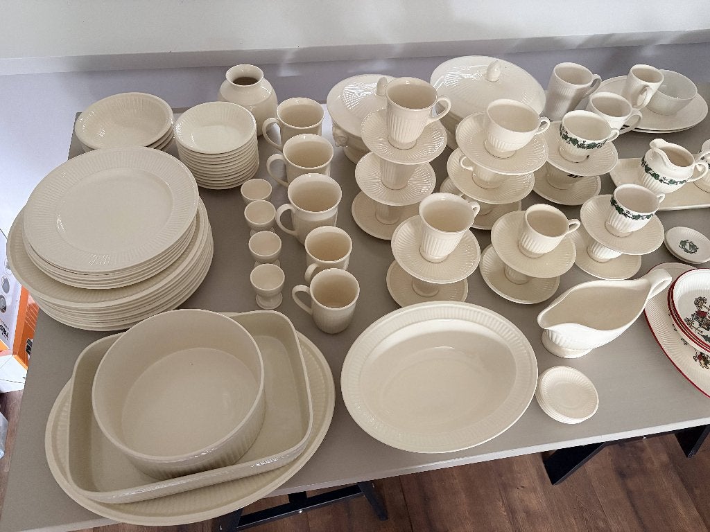 Wedgwood Edme compleet servies, 78-delig z.g.a.n., Huis en Inrichting, Keuken | Servies, Ophalen of Verzenden, Zo goed als nieuw