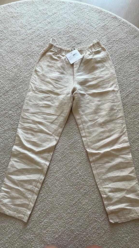 Nieuwe linnenbroek van vanilia mt 38, Kleding | Dames, Broeken en Pantalons, Maat 38/40 (M), Beige, Nieuw, Ophalen of Verzenden