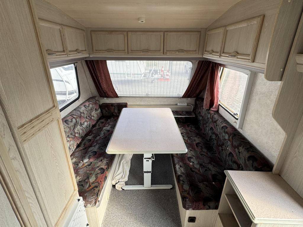 Caravelair Bamba de Luxe 330 EK, Overige typen, Rondzit, Tot en met 2, Bedrijf