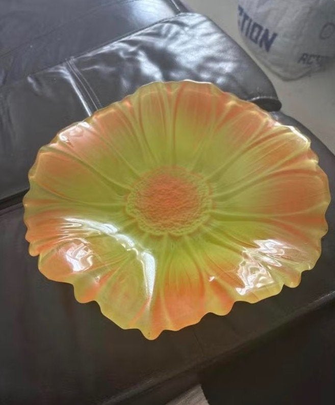 bloemvormige schaal - geel/oranje glas, Ophalen