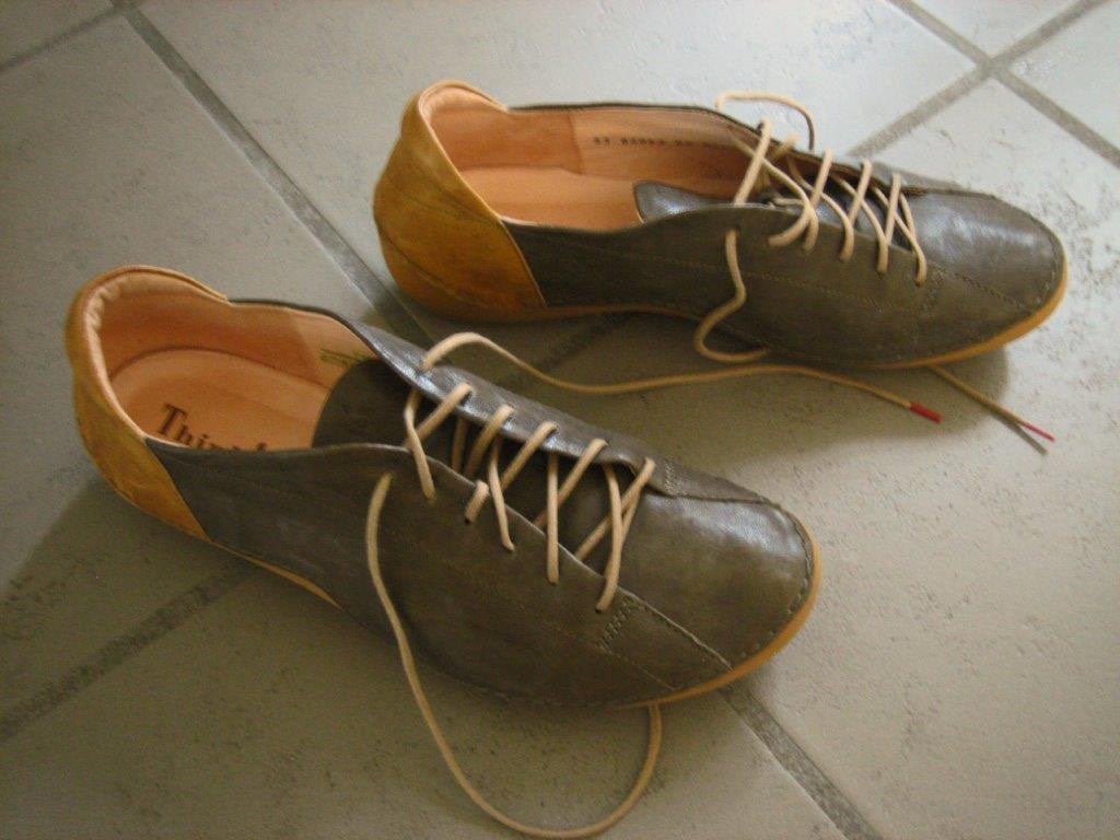 Comfortabele grijsgroen leren sneakers THINK! 40-41 snazzeys, Verzenden, Think!, Nieuw, Sneakers of Gympen