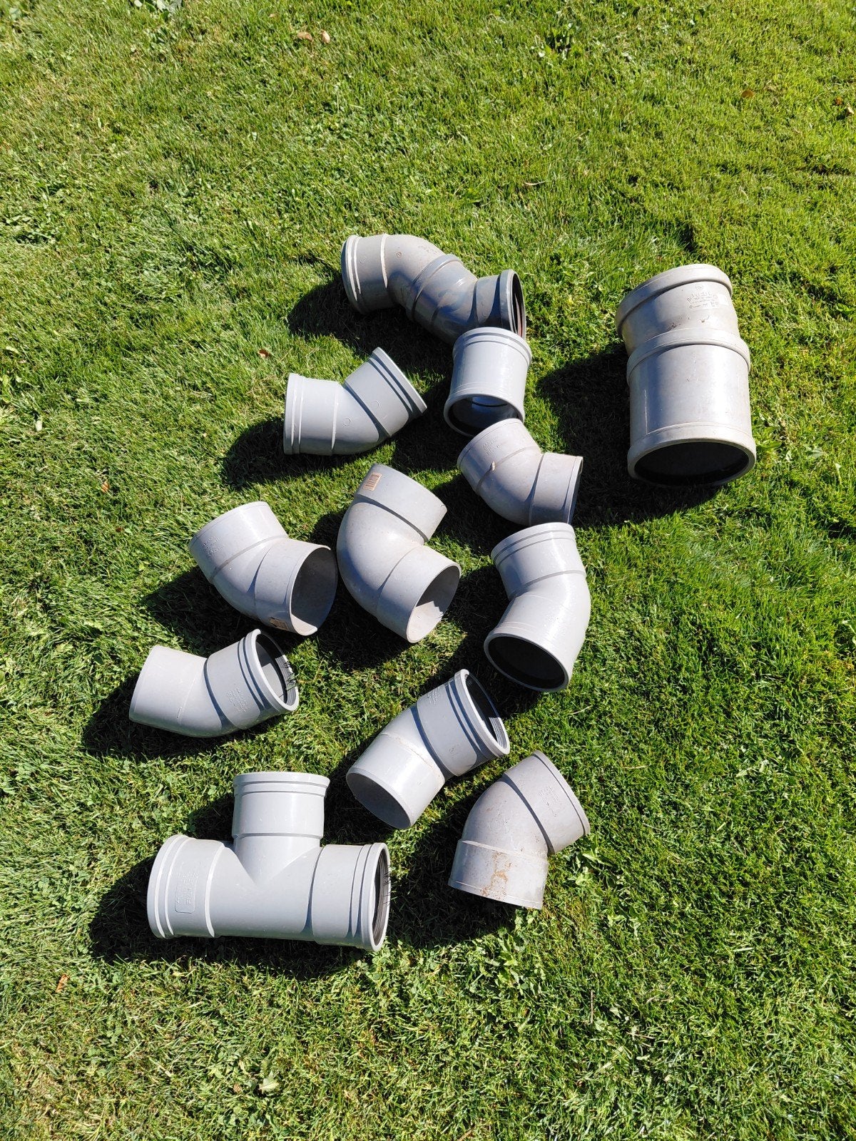 diverse PVC hulpstukken, Doe-het-zelf en Verbouw, Buizen en Afvoer, Ophalen, Bochten, Pvc, Nieuw