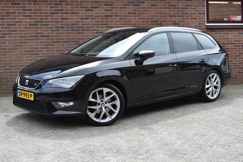 Seat Leon ST 1.4 TSI ACT FR Dynamic '16 LED Clima Navi Cruis, Voorwielaandrijving, Gebruikt, 4 cilinders, 150 pk