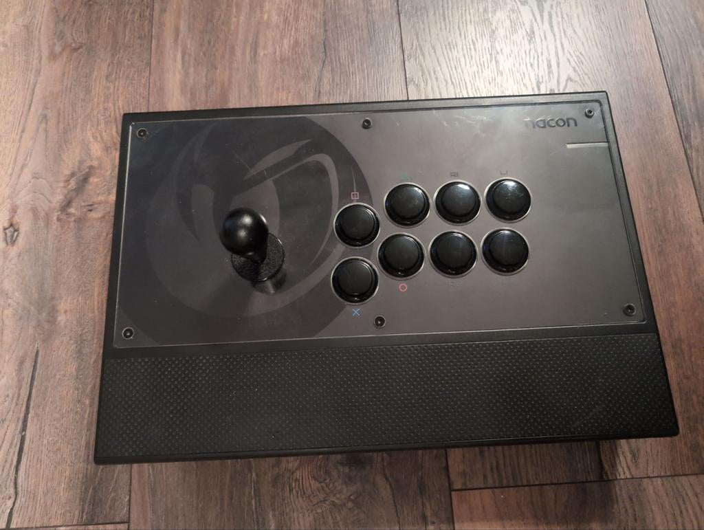 Nacon daija PC-PS3-PS4-PS5 arcade fighting stick, Verzenden, Zo goed als nieuw, Controller