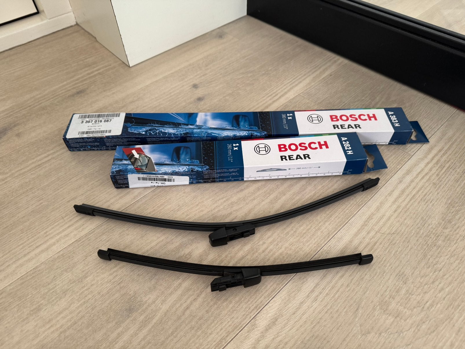 2 Bosch Aerotwin ruitenwissers (nieuw), Ophalen of Verzenden