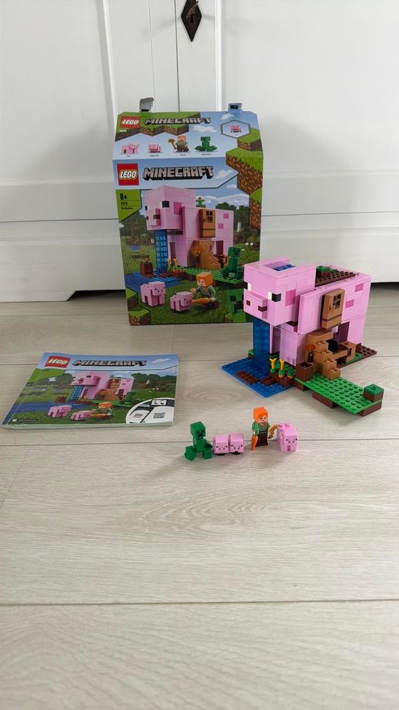 Lego minecraft 21170 het varkenshuis, Ophalen of Verzenden, Zo goed als nieuw