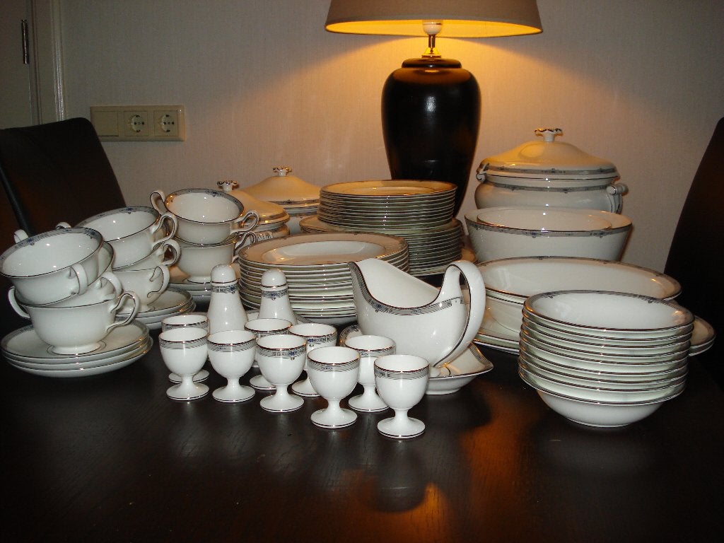 wedgwood amherst serviesdelen, Ophalen of Verzenden, Zo goed als nieuw, Porselein, Overige typen