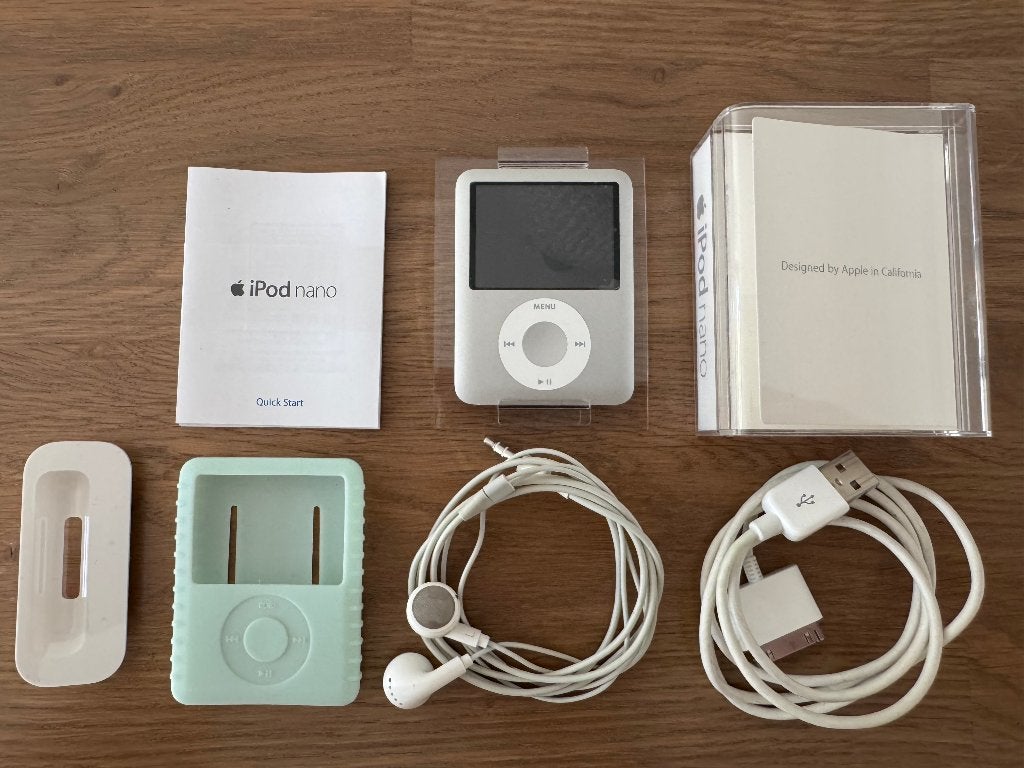 Apple iPod Nano 3rd 4GB compleet, Gebruikt, Ophalen of Verzenden, Nano, Zilver