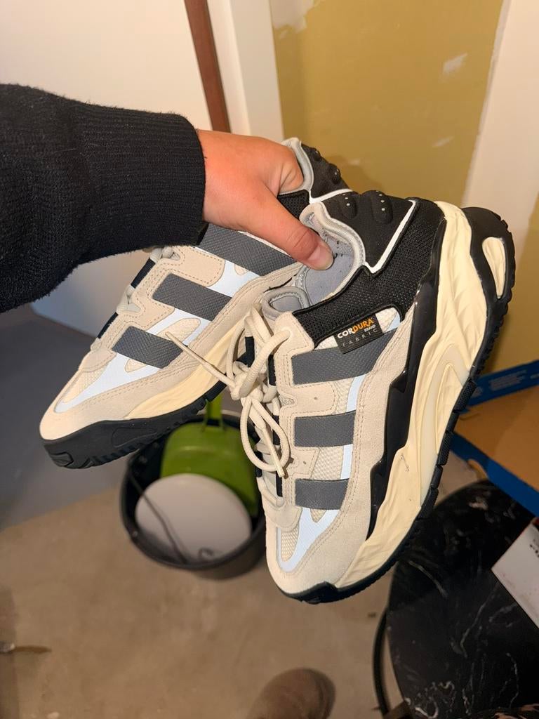Adidas cordura, Ophalen of Verzenden, Zo goed als nieuw