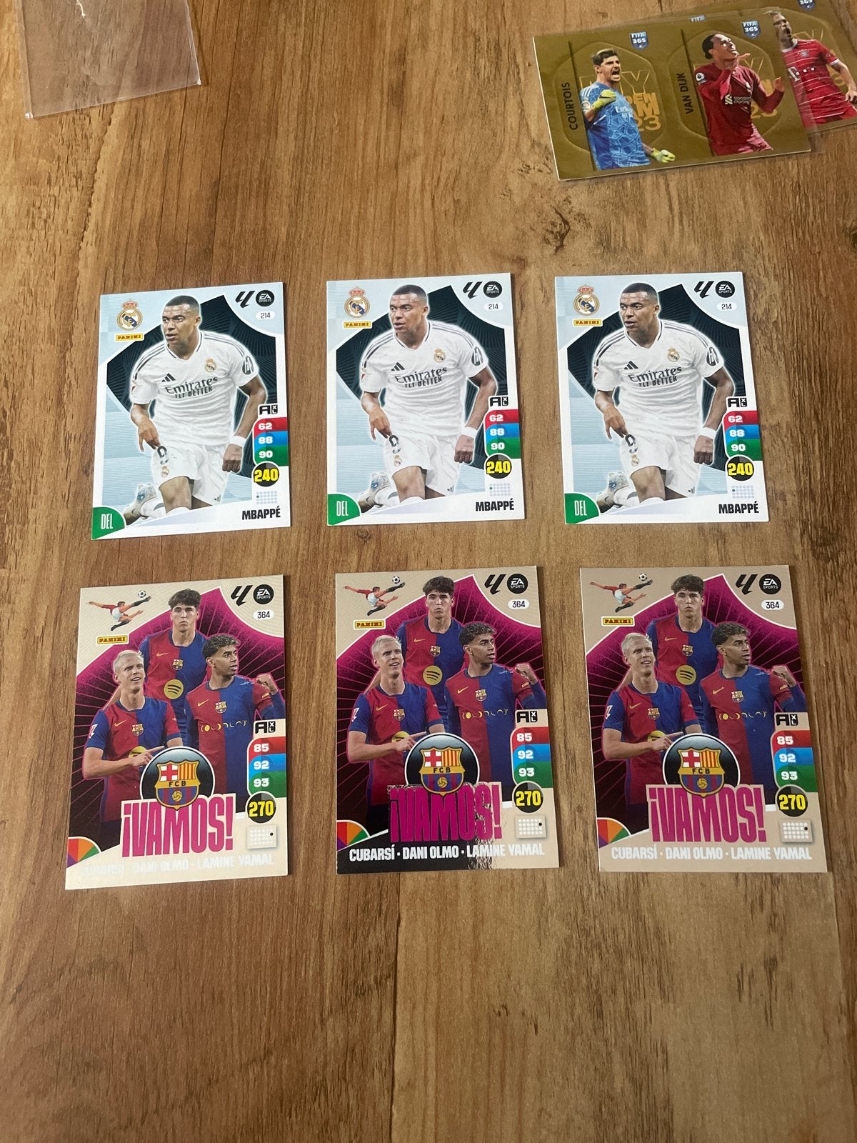 Panini Adrenalyn XL Voetbal Kaarten - Mbappe, Cubarsi, Olmo, Ophalen of Verzenden, Zo goed als nieuw, Buitenlandse clubs, Spelerskaart