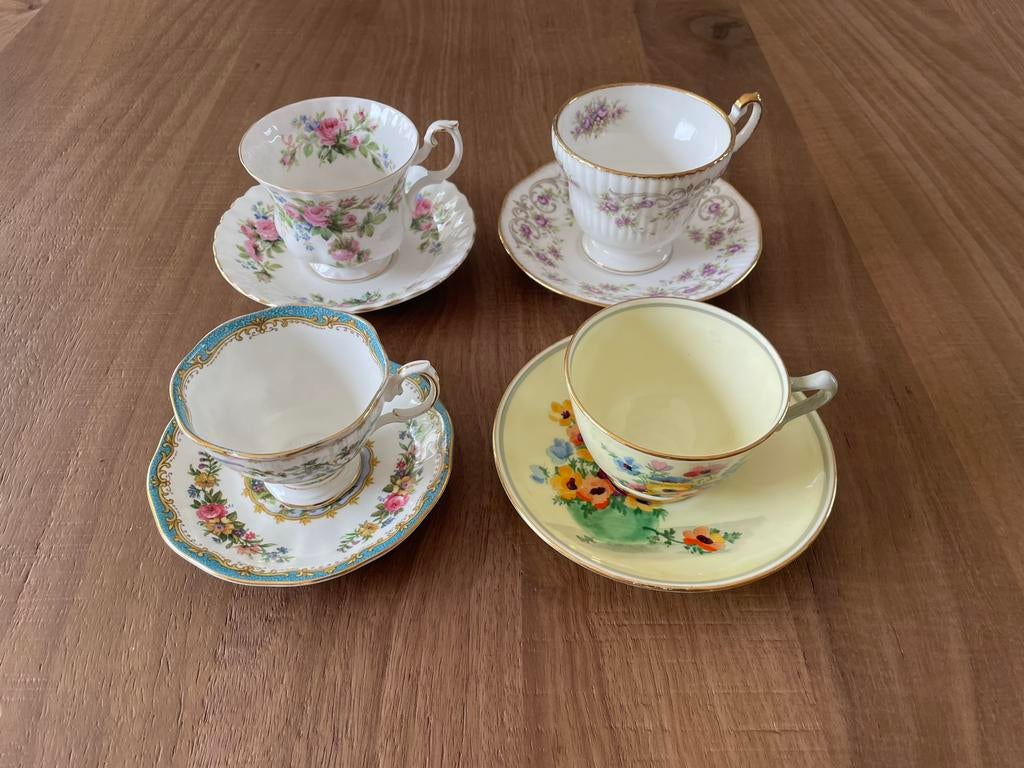 Royal Albert en Staffordshire kop en schotels, Antiek en Kunst, Ophalen of Verzenden