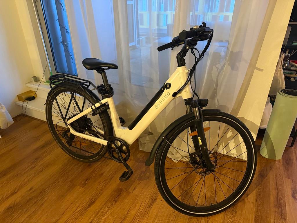 Fiido fiets - Zo goed als nieuw met dubbele sloten!, Fietsen en Brommers, Zo goed als nieuw, 47 tot 51 cm, 30 tot 50 km per accu