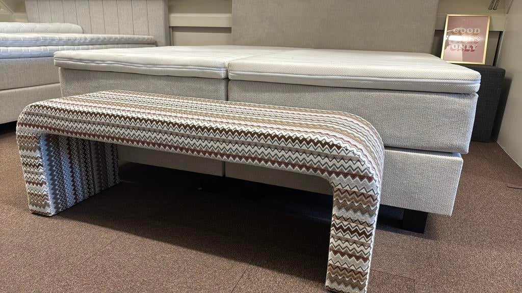 Tweepersoons boxspring bed 140/160/180x200 voorraad *nieuw*, Huis en Inrichting, Slaapkamer | Bedden, Zwart, Bukkumweg 2A, 200 cm