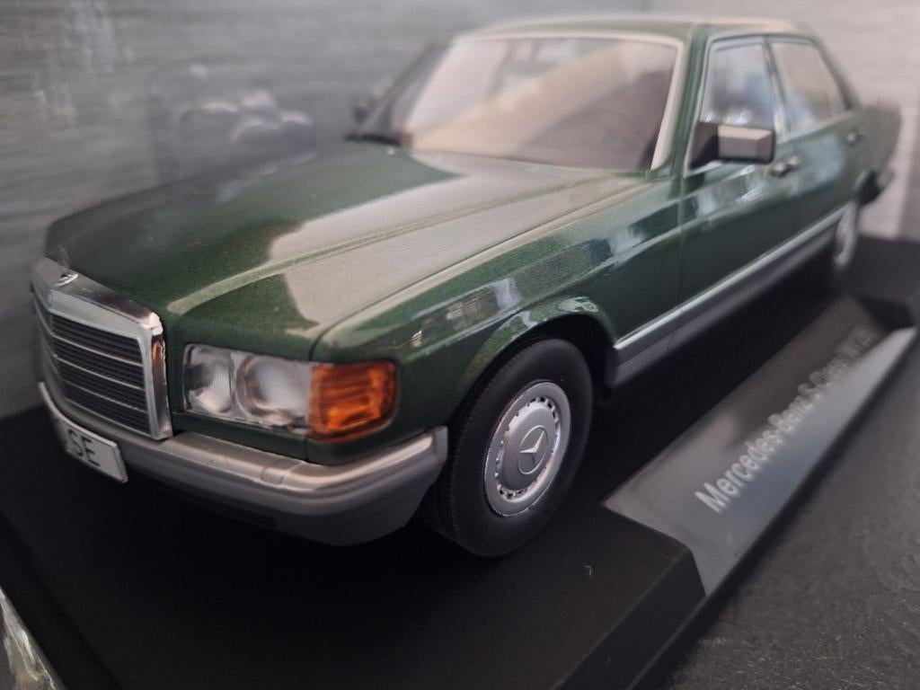 Mercedes Benz S Klasse W126 1979
Schaal 1:18, Hobby en Vrije tijd, Modelauto's | 1:18, Overige merken, MCG, Nieuw, Ophalen of Verzenden