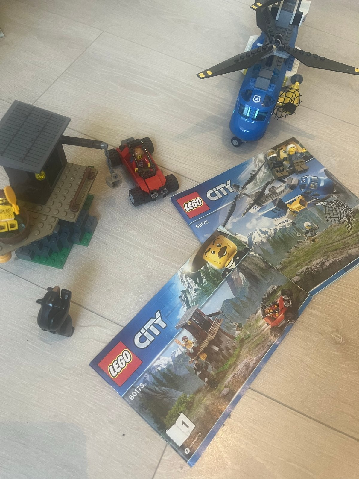 Lego City Bergarrestatie 60173 - Gloednieuw, Kinderen en Baby's, City, Lego, Nieuw, Ophalen of Verzenden