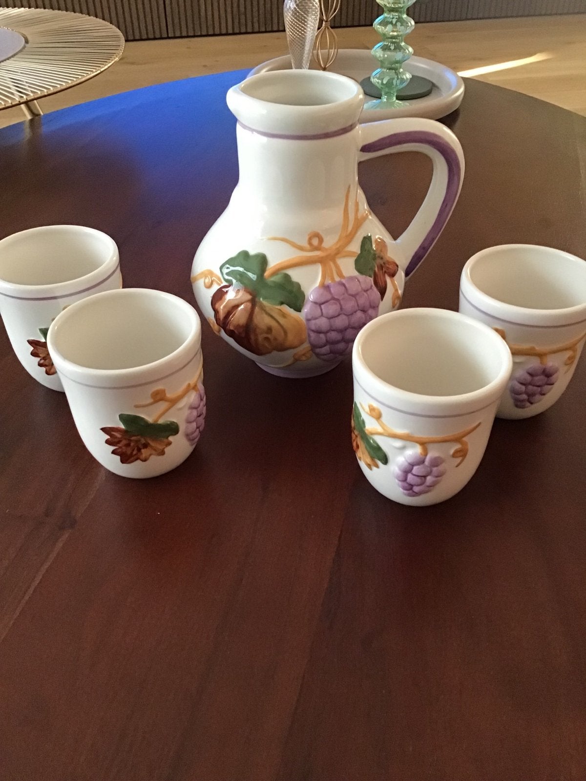 Karaf met 4 bekers - Druivenmotief, Overige merken, Keramiek, Overige typen, Vintage