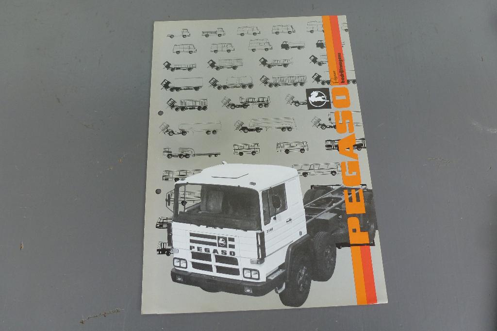 Pegaso folder, Boeken, Ophalen of Verzenden, Gelezen, Overige merken
