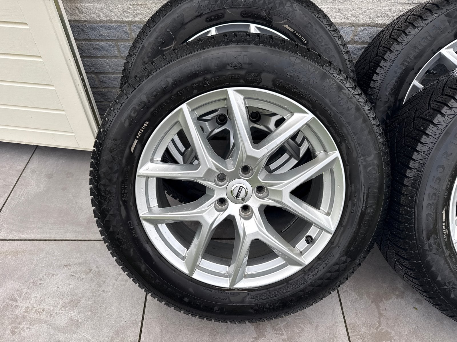 Volvo XC60 II 18 inch velgen met Continental winterbanden, 18 inch, Gebruikt, Banden en Velgen, 235 mm