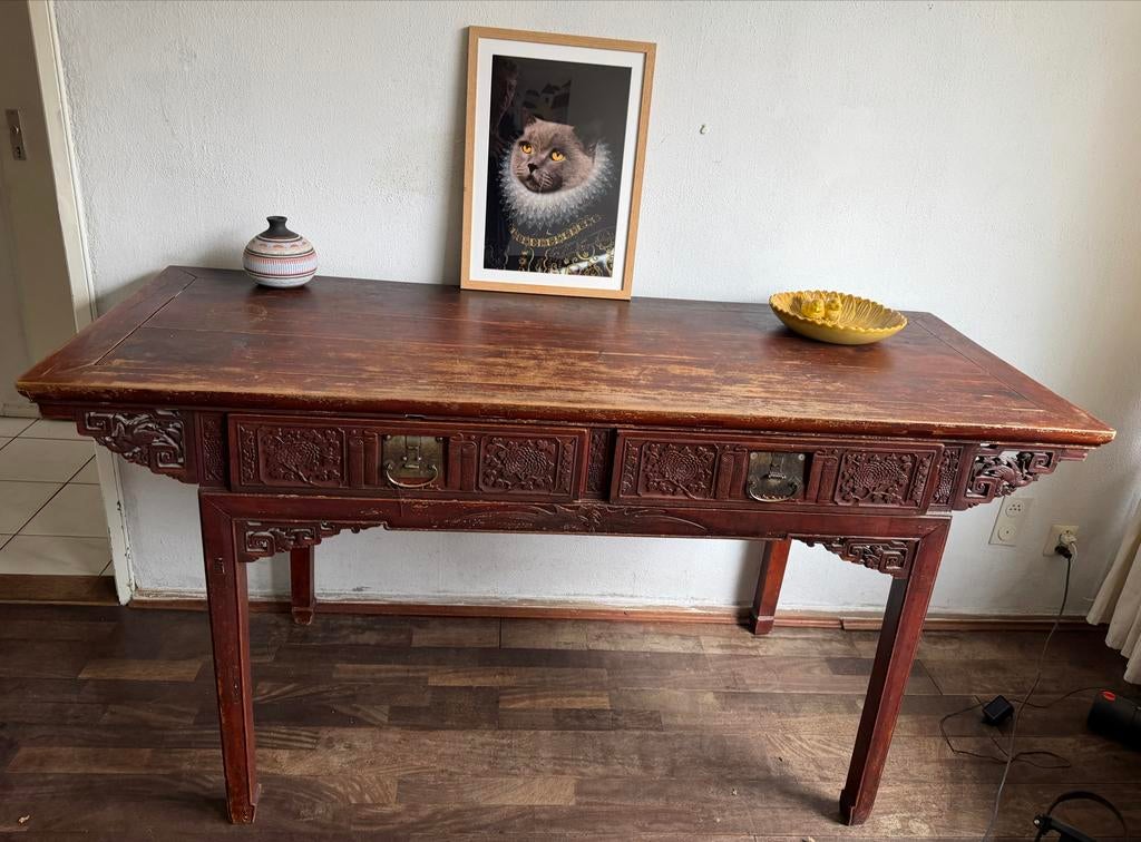Antieke Chinese houten tafel met lades en houtsnijwerk, Antiek en Kunst, Antiek | Meubels | Tafels, Ophalen