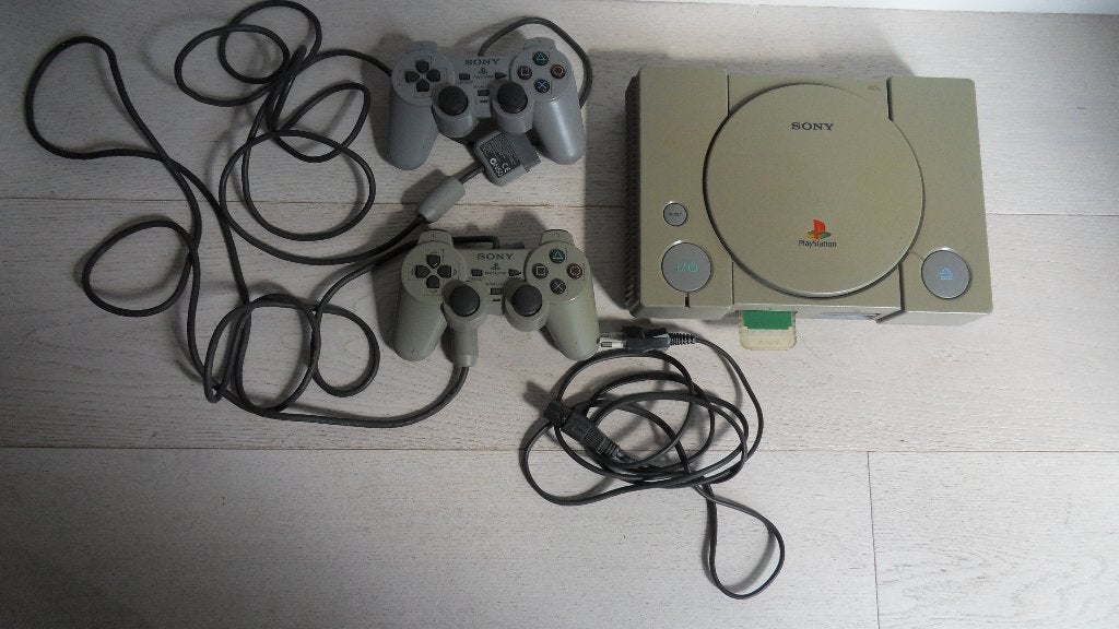 Vintage Sony PlayStation met 2 controller en 1 geheugenkaart, Ophalen of Verzenden, Gebruikt, Met 2 controllers, Met geheugenkaart